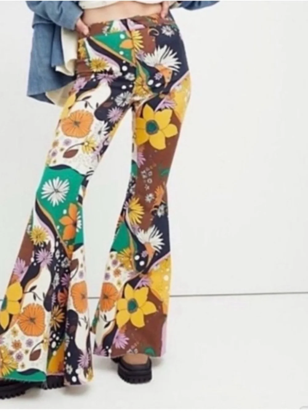 RARE Free People “Just Float On” Jeans - Picture 4 of 6